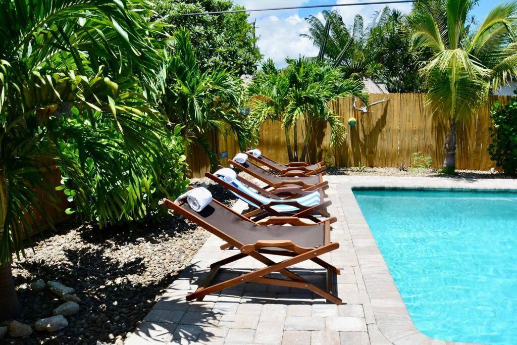 Tropical Retreat Near Beaches, Cruise Terminals Merritt Island Exterior foto