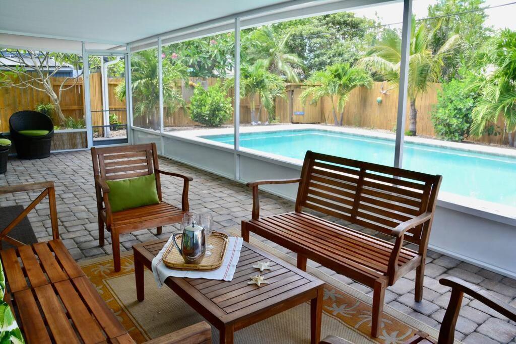 Tropical Retreat Near Beaches, Cruise Terminals Merritt Island Exterior foto